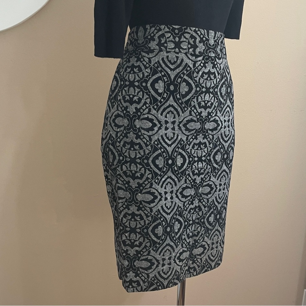 Ann Taylor Black Over Gray Velvet-texture Pencil Skirt Lined Size 10 - Picture 4 of 13